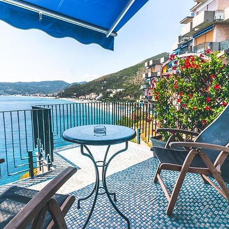 B&B Isola Dei Gabbiani Bergeggi Εξωτερικό φωτογραφία